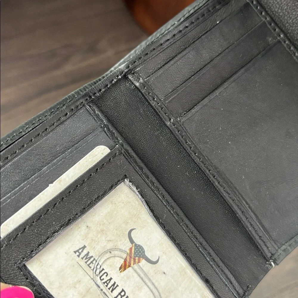 American Bison Hair on Hide,Genuine Leather,5 card,1 ID,bill,zip coin,,snap top